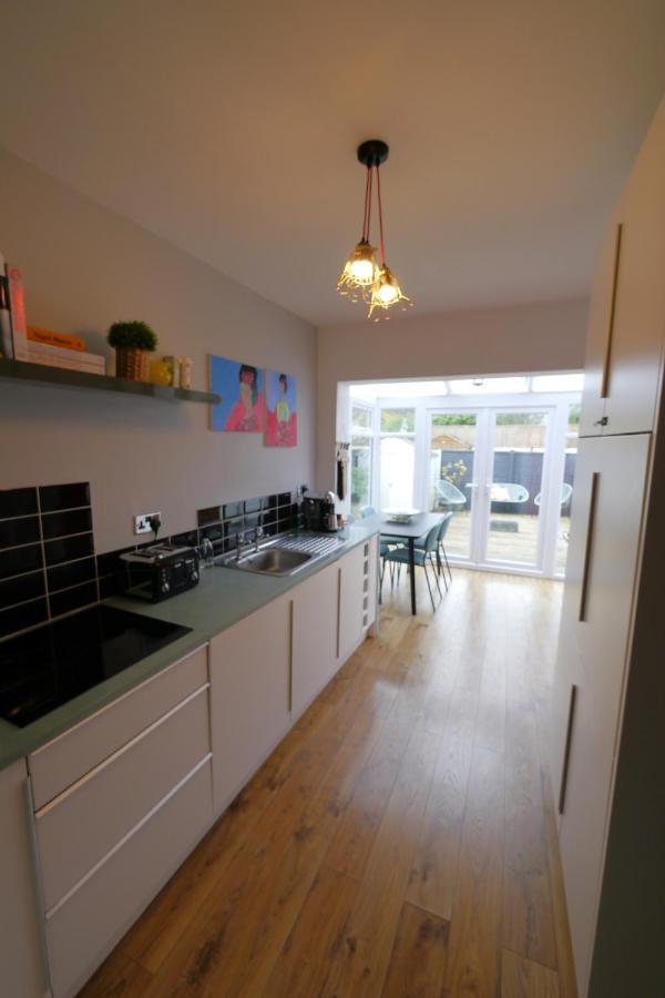 Quirky Spacious Ground Floor Victorian Garden Flat Worthing Exterior photo